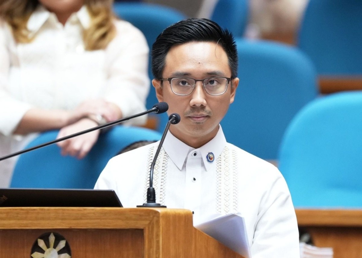 Ni Kabataan Party-list Rep. Raoul Manuel .