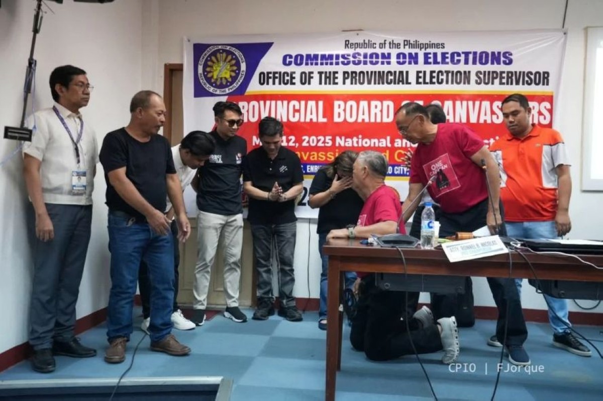 Nagparintumeng ti baro a gobernador ti Cagayan a ni Edgar Aglipay idinto a dinawatna ti panagkaykaysa iti probinsia iti sanguanan dagiti dadduma nga opisial bayat ti proklamasionda idi Mierkoles, Mayo 14.