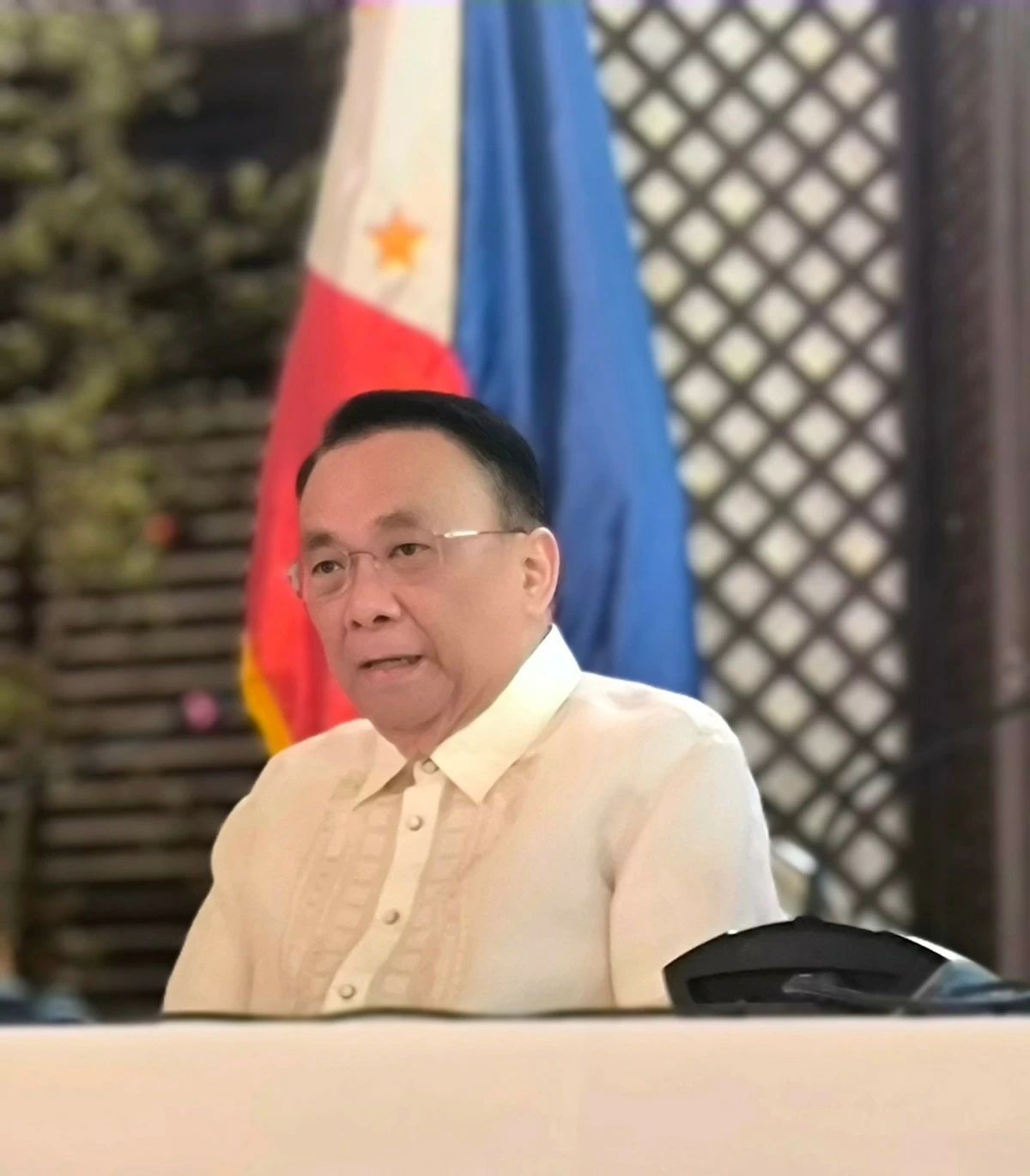 Ni Executive Secretary Lucas Bersamin (Betheena Unite)