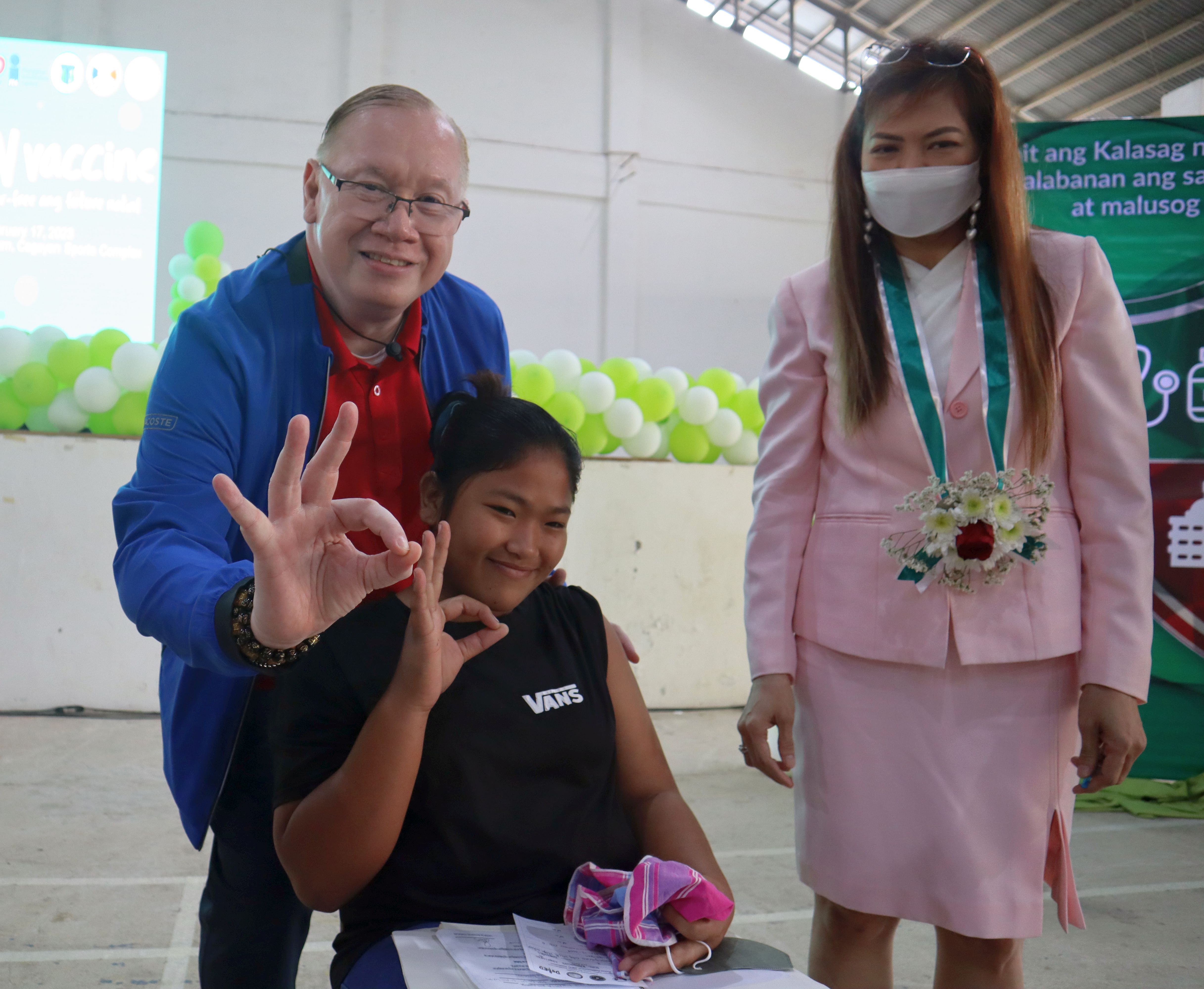 Pannakapaksiat ti cervical cancer babaen ti school-based a panagbakuna, naisayangkat