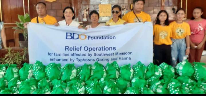 ITI SANTA TERESITA: 1,243 pamilia, naipaayan iti saranay ti BDO Foundation